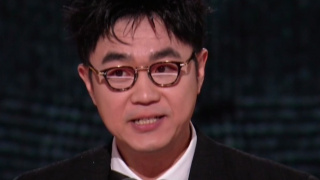 美女脱裤子光屁屁视频